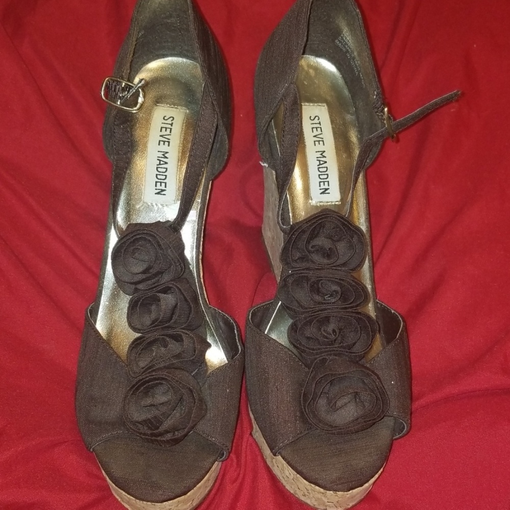 Steve Madden wedges